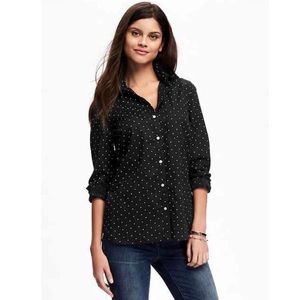 Classic Shirt in Black and White Polka Dots